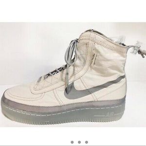 🐆NIKE BRAND NEW SHELL SAND COLOUR SNEAKERS